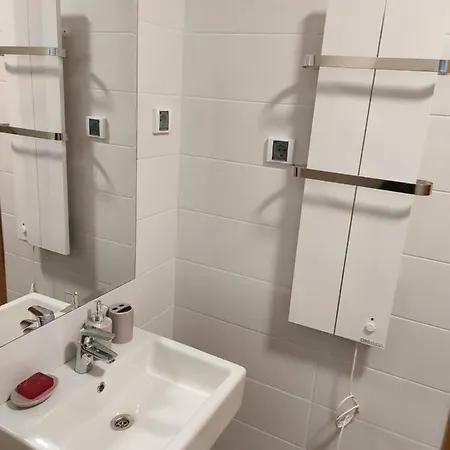 Cream * 兹拉蒂博尔